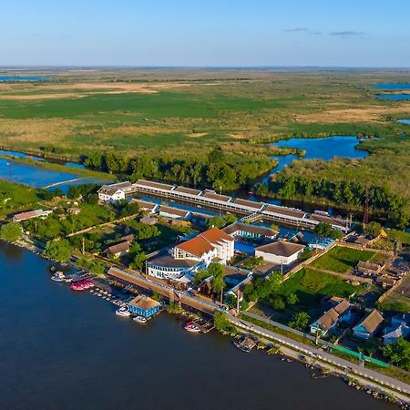 Hotel Sunrise Кришан Экстерьер фото