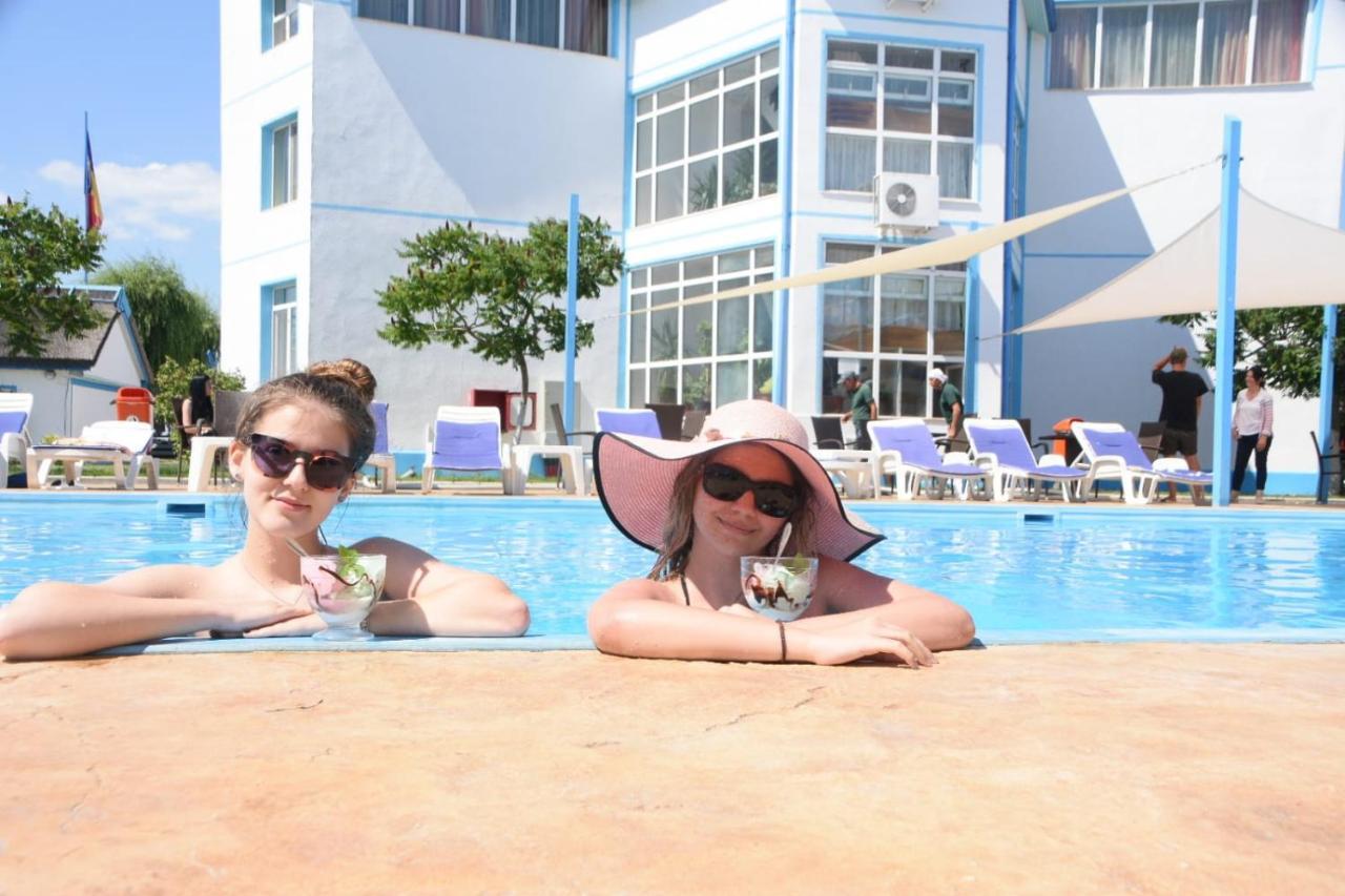 Hotel Sunrise Кришан Экстерьер фото