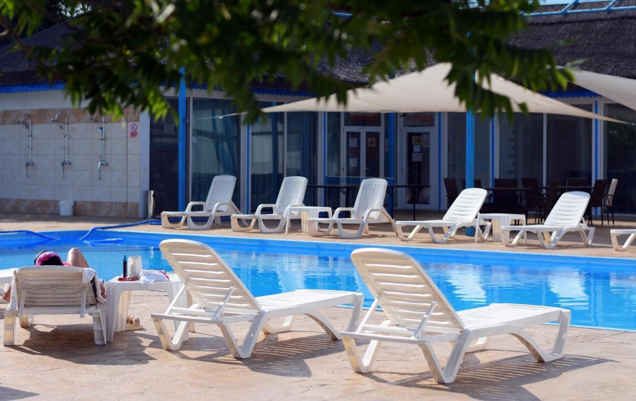 Hotel Sunrise Кришан Экстерьер фото