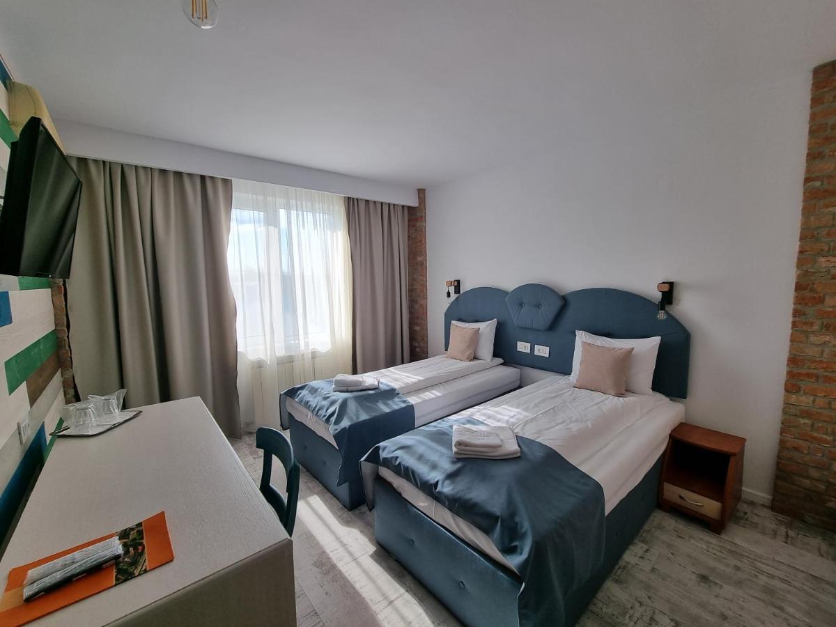 Hotel Sunrise Кришан Экстерьер фото