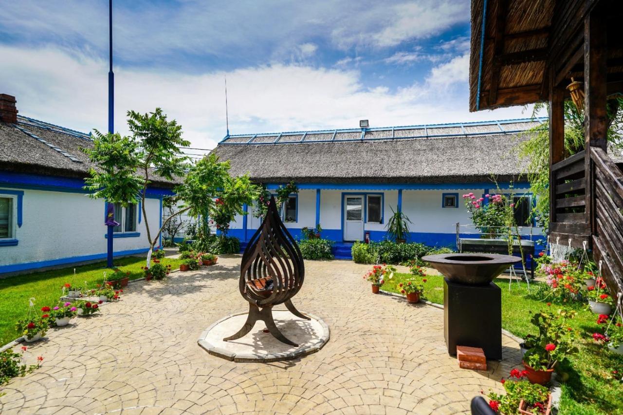 Hotel Sunrise Кришан Экстерьер фото
